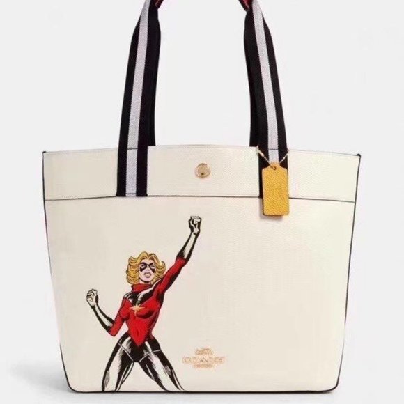 Coach Handbags - NWT Coach Marvel Jes Tote With Carol Danvers